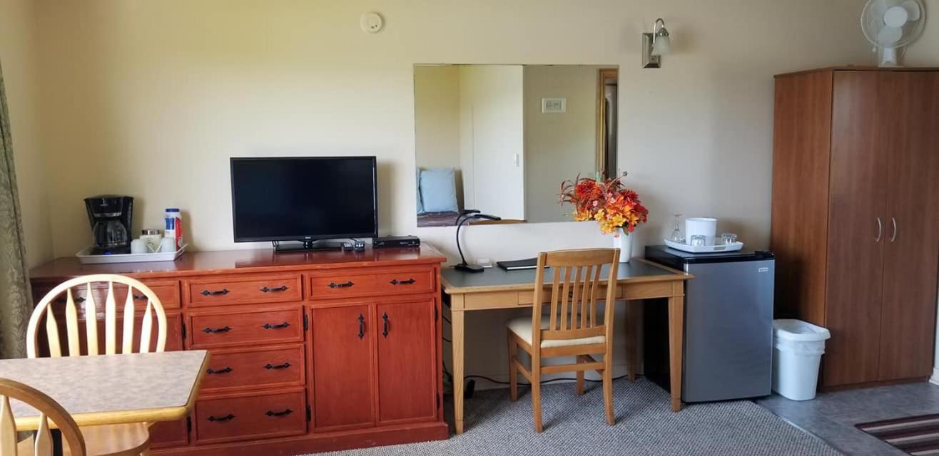 St Ann'S Motel & Cottage Baddeck Ngoại thất bức ảnh